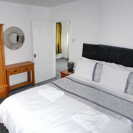 Woburn Hill Hotel Cemaes Bay Esterno foto